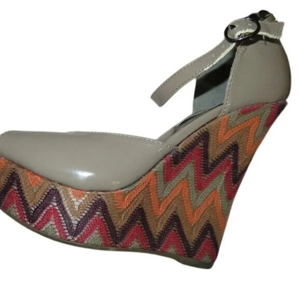 STEVE MADDEN Boho Patent Platform Ankle Strap Wedge Heels Peep Toe Sandals